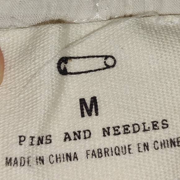 COTTON PINS & NEEDLES LACE SKIRT - Picture 2 of 6